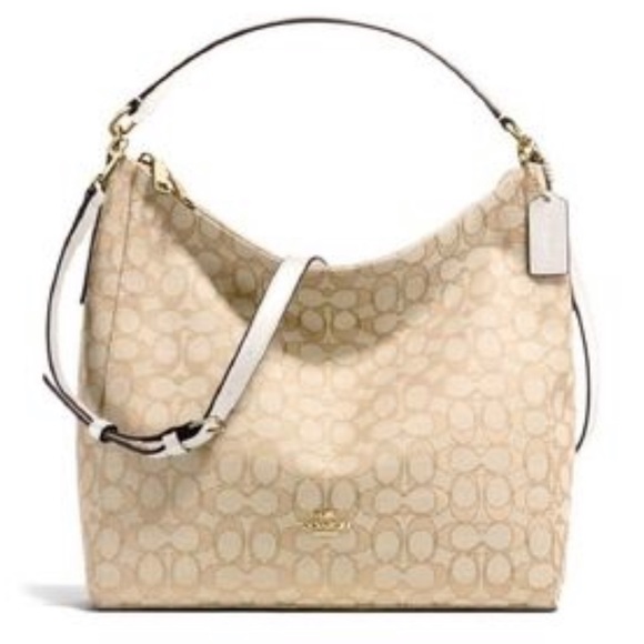Coach Handbags - 🌟Stunning🌟Coach crossbody & shoulder bag🌟